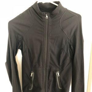 Lululemon Black womens jacket size 4